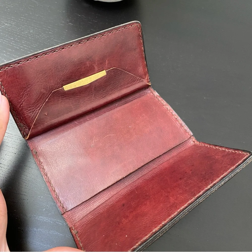 N/A elegant reddish